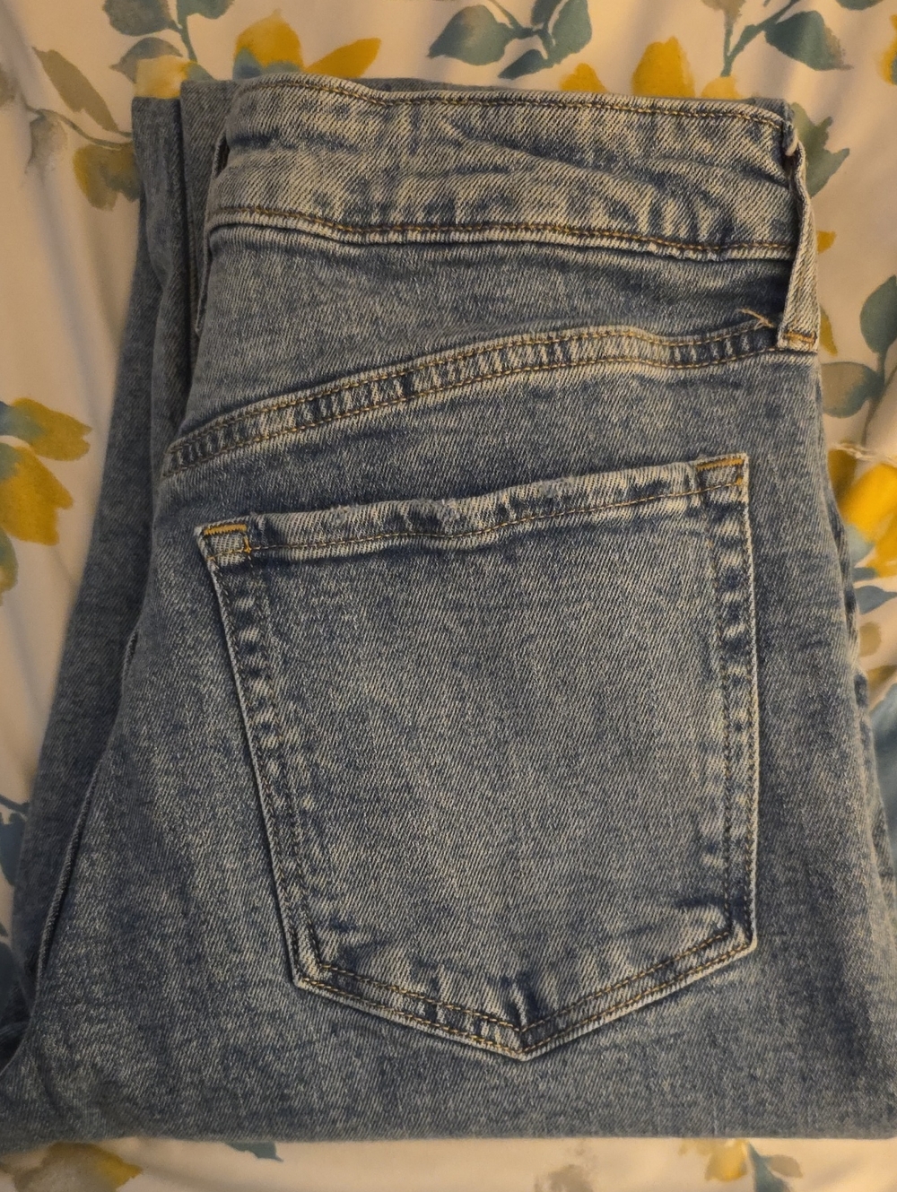 Old Navy Women's Light Blue High-Rise Jeans